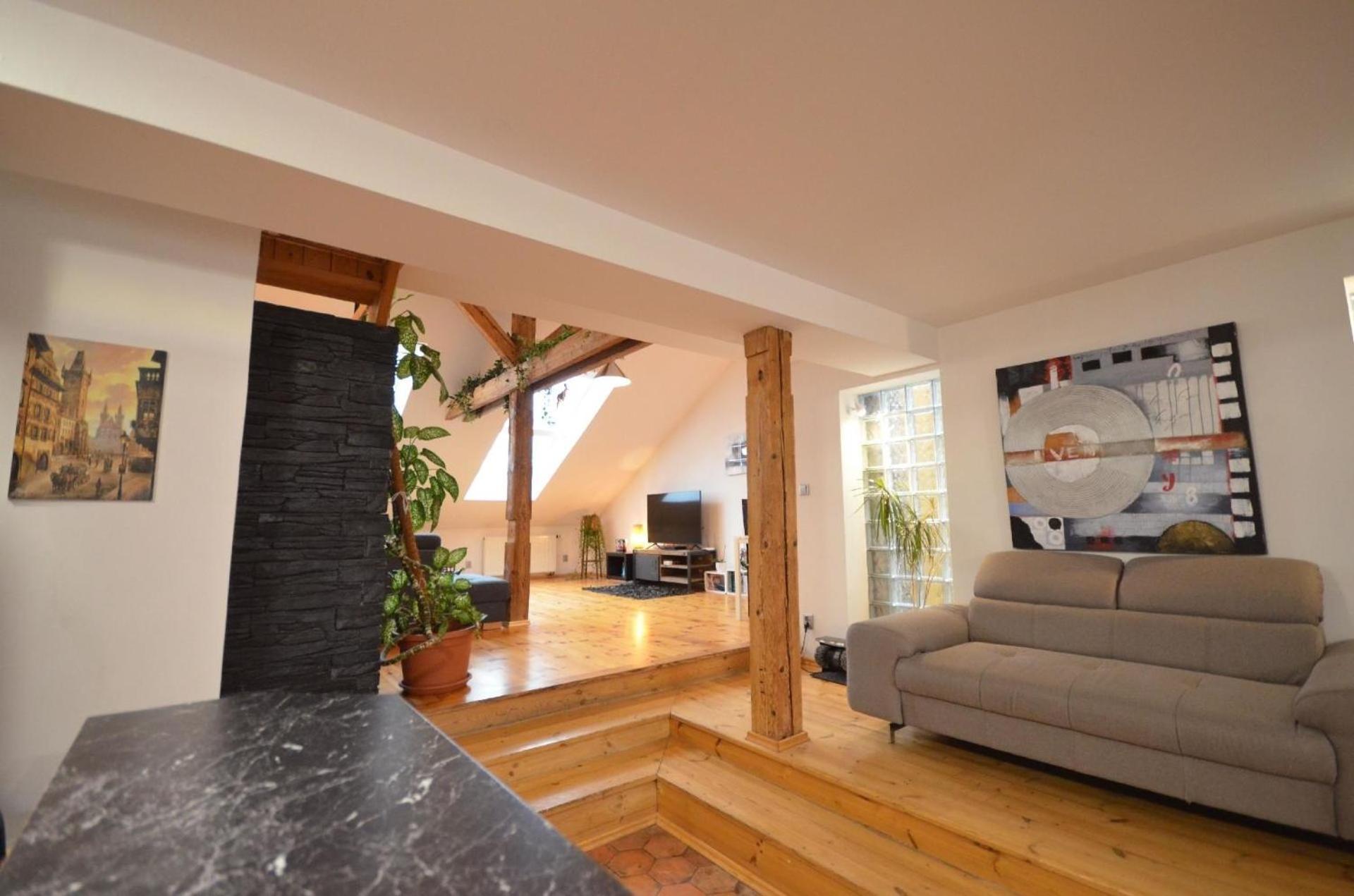 Appartamento Dachgeschosswohnung Josefov Fuer 8 Personen In Prag